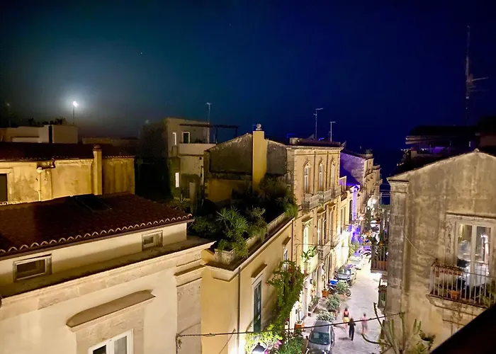 Elegante Appartamento In Palazzo Storico Ortigia