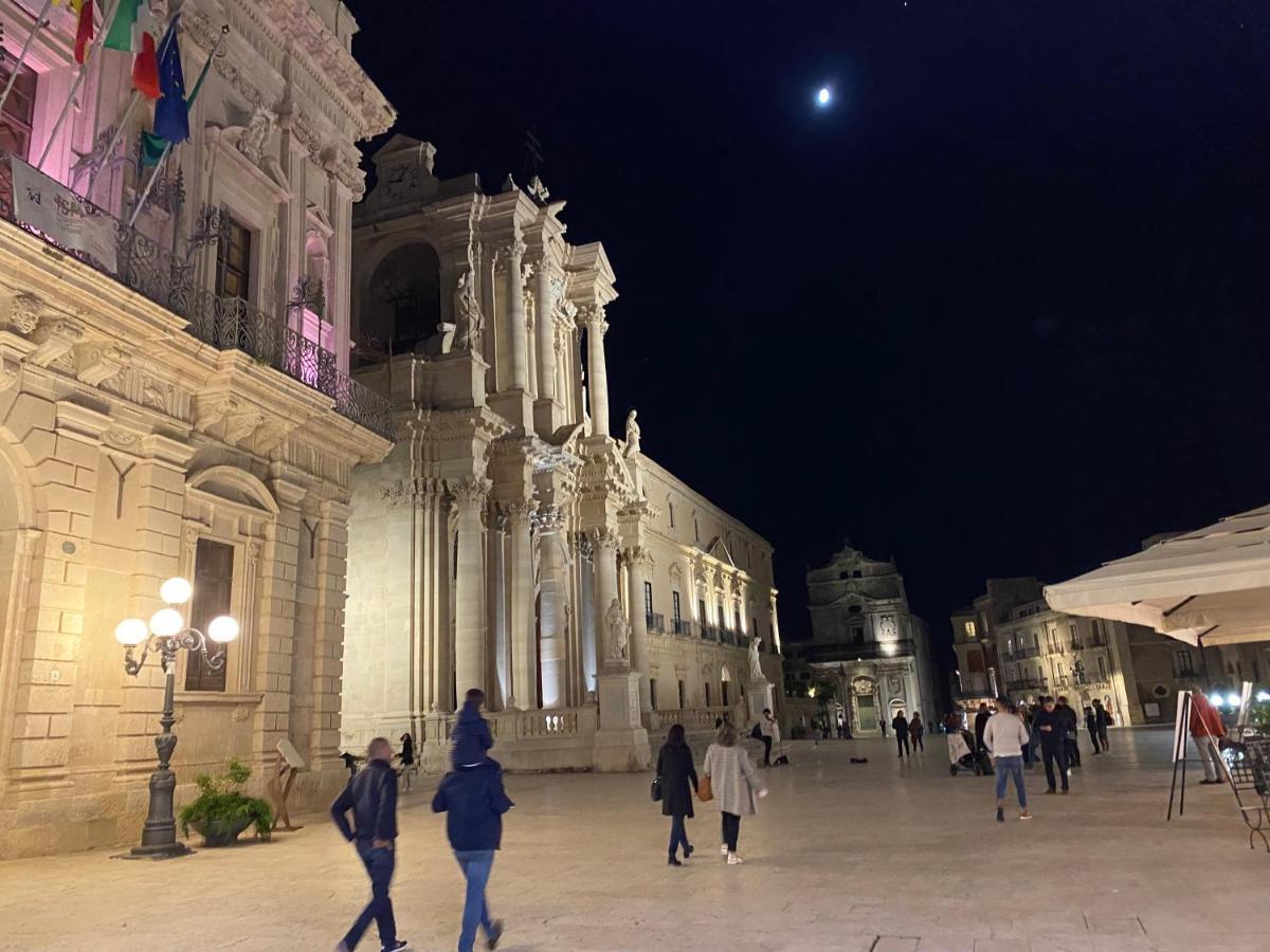 Elegante In Palazzo Storico Ortigia