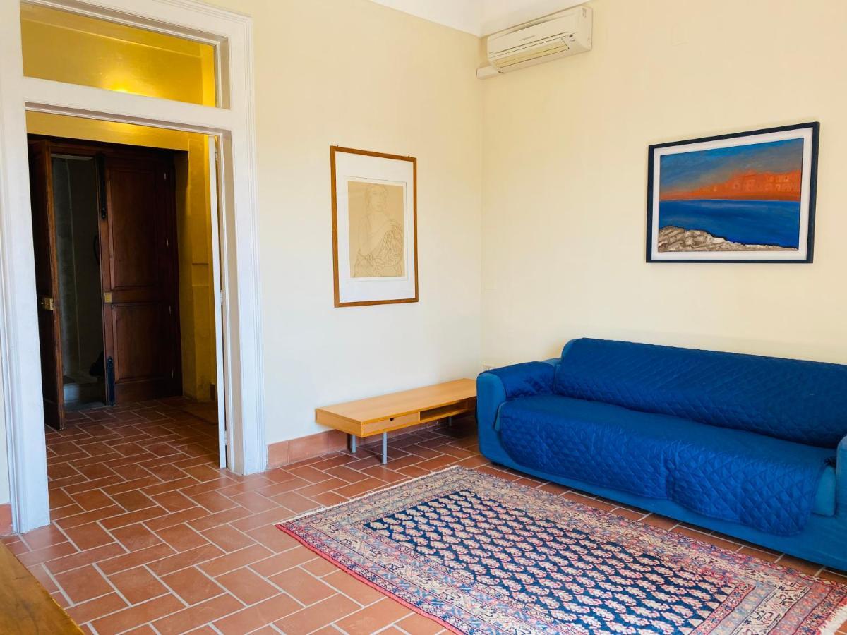 Elegante In Palazzo Storico Ortigia