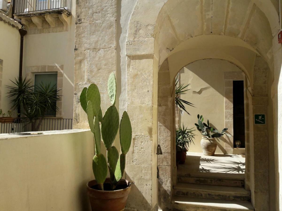 Apartment Elegante In Palazzo Storico Ortigia