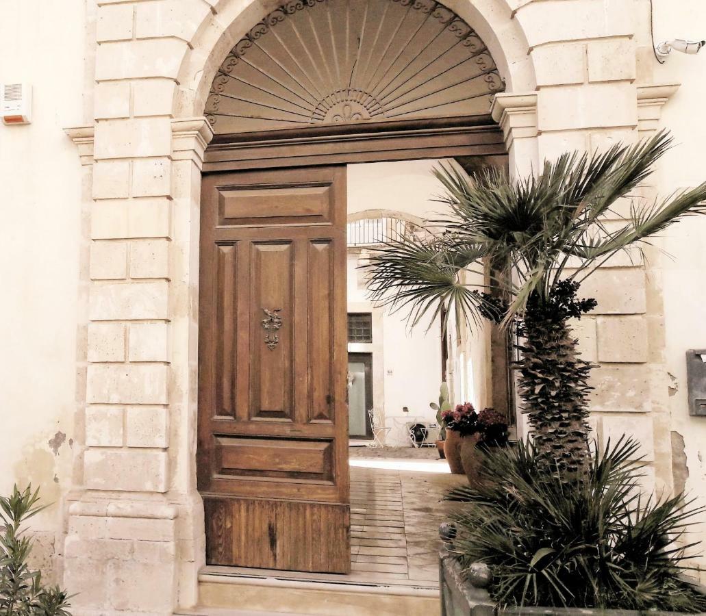 Elegante In Palazzo Storico Ortigia