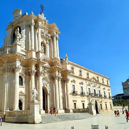 Elegante Appartamento In Palazzo Storico Ortigia Syracuse Exterior photo