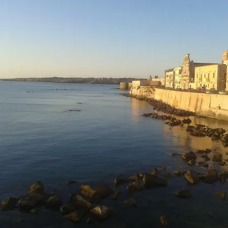 Elegante Appartamento In Palazzo Storico Ortigia Syracuse Exterior photo